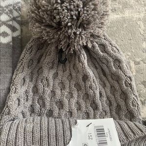 Hat and infinity scarf